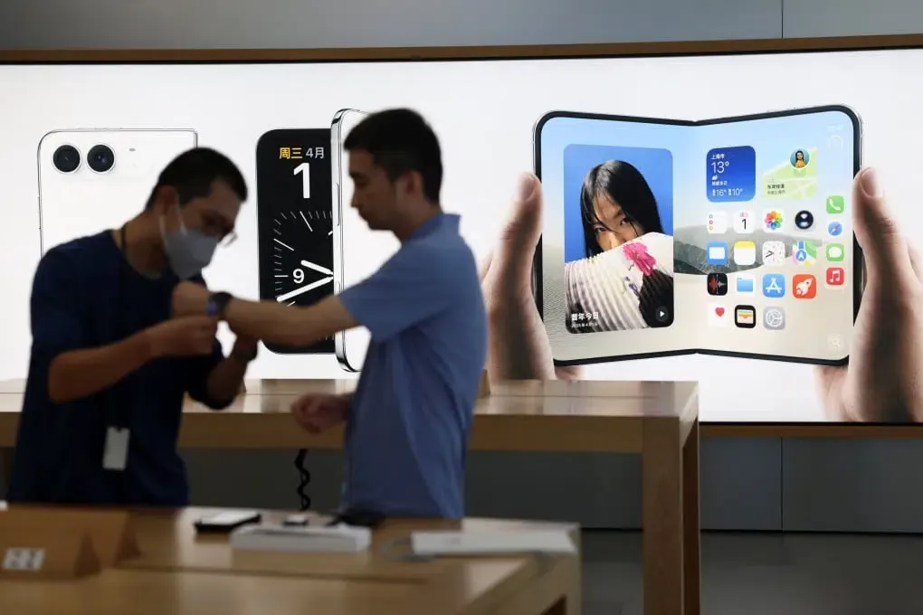 Apple Files China AI Models? What Changes for iOS Apps