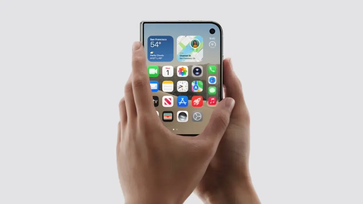 iPhone Duo aberto totalmente para mostrar a tela inicial expansiva de 7,6 polegadas